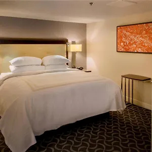 https://marriott-st-louis-airport.saint-louishotels.com